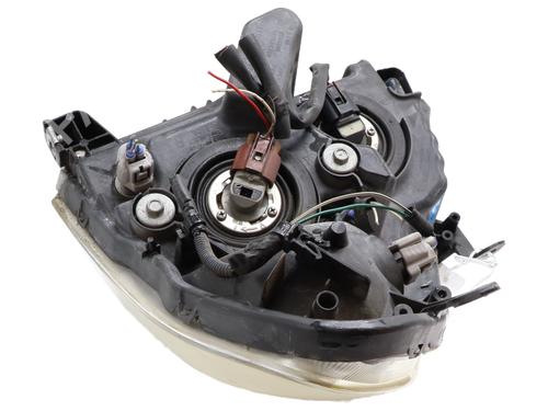 Used Right headlight Right headlight TOYOTA COROLLA Verso (ZER_, ZZE12_, R1_) 2.2 D-4D (AUR10_, AUR10R) (136 hp) 33535196 33535196