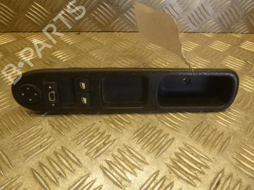 Used Left front window switch Left front window switch CITROËN C3 II (SC_) 1.4 (73 hp) 24242901 24242901