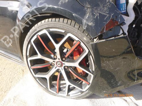 flk-renault-megane-iv-hatchback-b9amn_-2015-31706974 main image