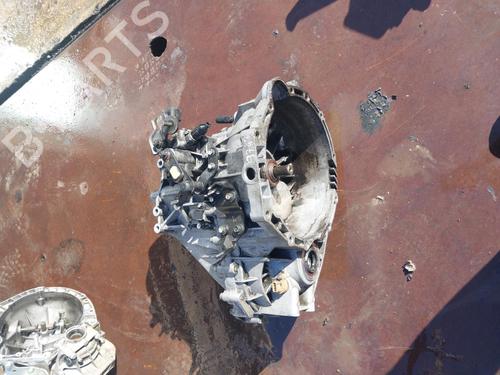 Used Gearbox HYUNDAI SANTA FÉ II (CM) 2.2 CRDi (155 hp) 24241160