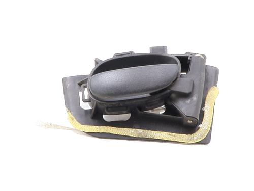 Højre fortil invendig håndtag PEUGEOT 206 Hatchback (2A/C) 1.4 HDi eco 70 (68 hp) 30600701