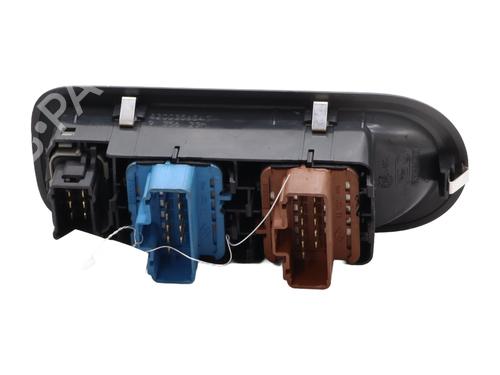 left-front-window-switch-renault-clio-iii-br01-cr01-2005-2006-2007-2008-2009-2010-2011-2012-2013-2014-34241667 main image