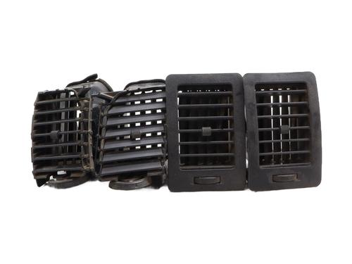 Luchtrooster Luchtrooster TOYOTA HILUX VII Pickup (_N1_, _N2_, _N3_) 2.5 D 4WD (KUN25) (102 hp) 34335648 34335648