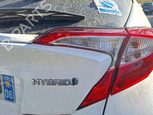 Used Right tailgate light TOYOTA C-HR (_X1_) 1.8 Hybrid (ZYX10_, ZYX11_, ZYX10R, ZYX11R) (122 hp) 31045808