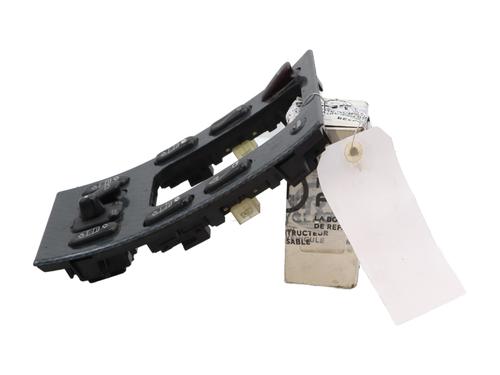 Used Left front window switch Left front window switch MERCEDES-BENZ CLK Convertible (A208) CLK 200 Kompressor (208.444) (163 hp) 32764778 32764778