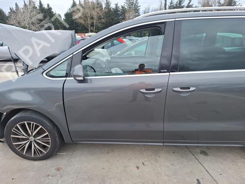 Used Left front door VW SHARAN (7N1, 7N2) 2.0 TDI (150 hp) 31678880