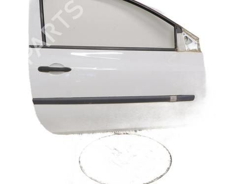 Used Right front door RENAULT CLIO III (BR0/1, CR0/1) 1.5 dCi (C/BR0G, C/BR1G) (68 hp) 31603486