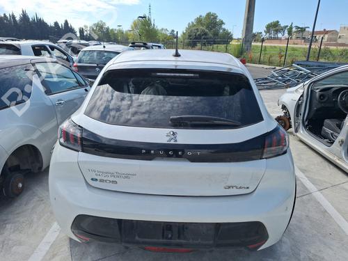Used Tailgate PEUGEOT 208 II (UB_, UP_, UW_, UJ_) e-208 (136 hp) 29372029