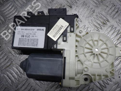 Rudehejsemotor forskærm højre PEUGEOT 807 (EB_) 2.2 HDi | BP24251205E20 