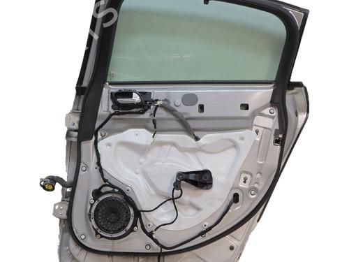 Used Right rear door Right rear door 37673981 37673981