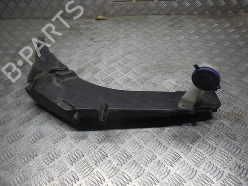 Used Windscreen washer tank PEUGEOT 308 II (LB_, LP_, LW_, LH_, L3_) 1.6 BlueHDi 120 (120 hp) 24244561