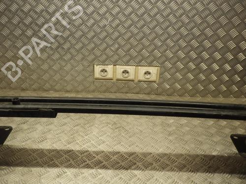 Used Front bumper reinforcement PEUGEOT 5008 (0U_, 0E_) 1.6 HDi (110 hp) 24244830