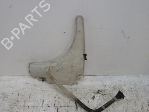 Used Windscreen washer tank BMW 3 Touring (F31) 318 d (143 hp) 29480690