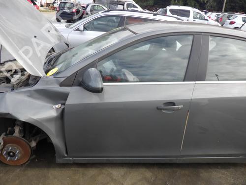 Used Left front door CHEVROLET CRUZE (J300) 2.0 CDI (150 hp) 24251038