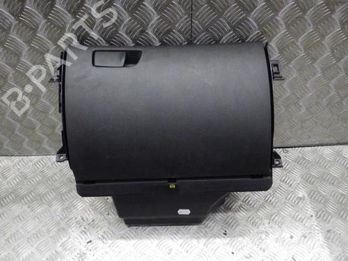 Used Glove box Glove box RENAULT MEGANE IV Hatchback (B9A/M/N_) 1.5 Blue dCi 115 (B9A6) (116 hp) 24251260 24251260