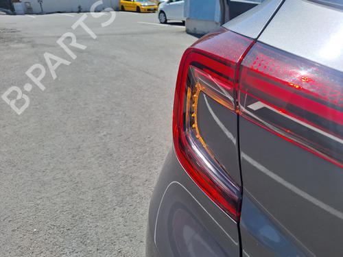 Used Left taillight Left taillight RENAULT CAPTUR II (HF_) E-TECH 160 (158 hp) 35990607 35990607