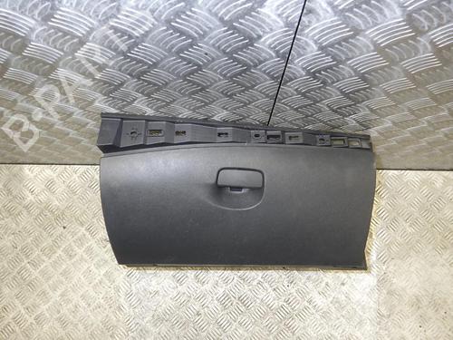 Used Glove box Glove box RENAULT MEGANE III Hatchback (BZ0/1_, B3_) 1.9 dCi (BZ0N, BZ0J) (131 hp) 24246690 24246690