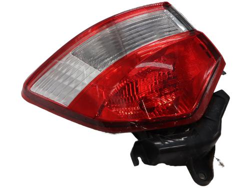 Left taillight TOYOTA YARIS (_P13_) 1.5 Hybrid (NHP130_, NHP130) | BP30176064C34