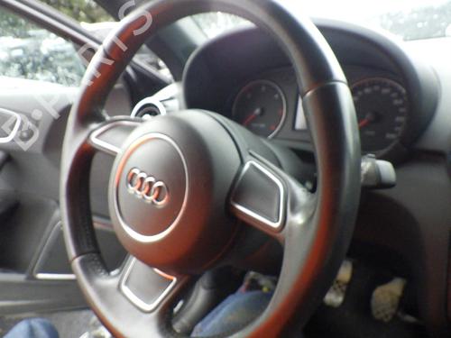 Used Steering wheel Steering wheel AUDI A1 Sportback (8XA, 8XF) 1.6 TDI (90 hp) 31065002 31065002