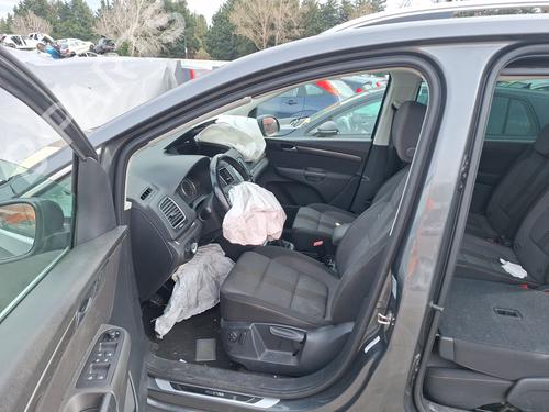 rubber-door-seal-vw-sharan-7n1-7n2-2010-2011-2012-2013-2014-2015-2016-2017-2018-2019-2020-2021-2022-31707533 main image