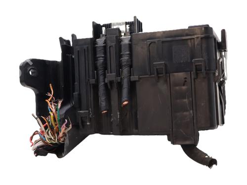 Used Fuse box Fuse box 37701264 37701264