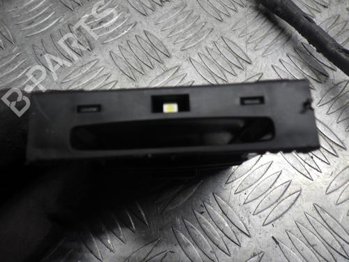 Used Card reader RENAULT MEGANE III Hatchback (BZ0/1_, B3_) 1.9 dCi (BZ0N, BZ0J) (131 hp) 24250743