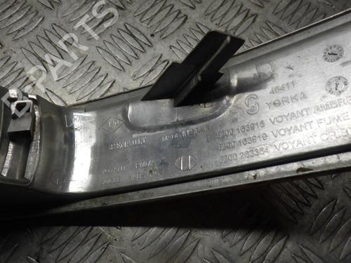 Used Right front indicator Right front indicator RENAULT MASTER II Bus (JD) 2.5 dCi (JD01, JD0Y, JD11, JD1W, JD1Y) (146 hp) 24245302 24245302