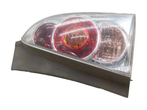 Used Right taillight TOYOTA COROLLA Verso (ZER_, ZZE12_, R1_) 2.2 D-4D (AUR10_, AUR10R) (136 hp) 30486907