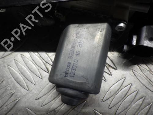 Front left window mechanism FORD FOCUS III 1.6 TDCi | BP24251135C22 - Image 3