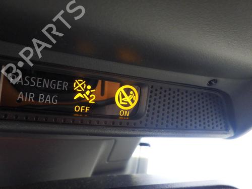 Interior roof light RENAULT CLIO V (B7_) 1.0 TCe 90 (B7MT) | BP24244415I8 