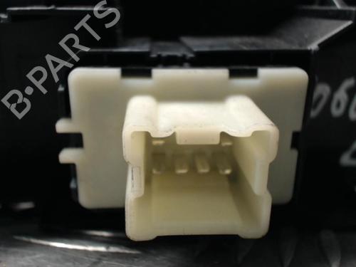 Used Right front window switch Right front window switch RENAULT CLIO IV (BH_) 1.5 dCi 90 (90 hp) 24252196 24252196