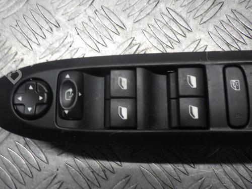 Used Left front window switch Left front window switch CITROËN C4 II (NC_) 1.6 HDi 90 (92 hp) 24245111 24245111