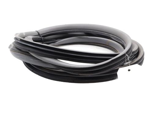 Used Rubber door seal Rubber door seal VW GOLF IV (1J1) 1.9 TDI (130 hp) 34531410 34531410