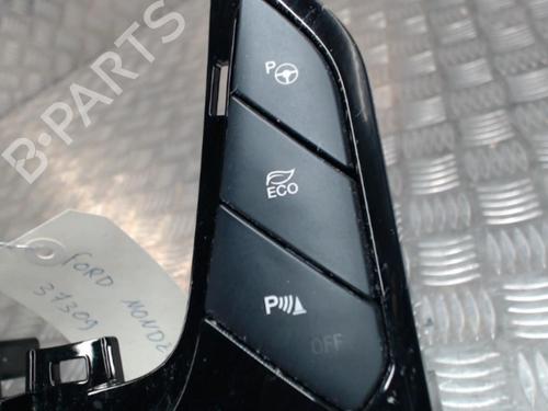 middle-console-ford-mondeo-v-saloon-cd-2012-24252142 main image