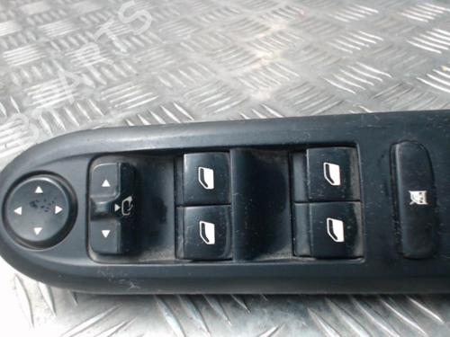 Left front window switch PEUGEOT 407 SW (6E_, 6D_) 2.0 HDi 135 | BP24249787I27 