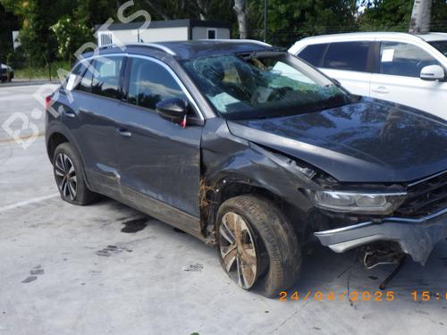 Brugte VW T-ROC (A11, D11) 1.0 TSI (116 hp) 4187976