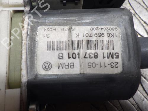 Front wiper motor VW GOLF PLUS V (5M1, 521) 1.9 TDI | BP24244665M29 - Image 2
