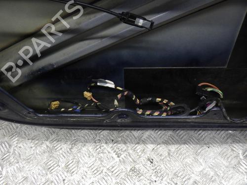 Used Left front door VW GOLF VI (5K1) 2.0 TDI (110 hp) 24250872