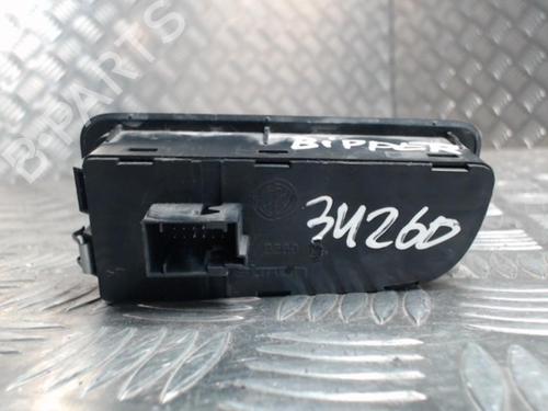 Used Headlight switch Headlight switch PEUGEOT BIPPER Tepee 1.3 HDi 75 (75 hp) 34556072 34556072