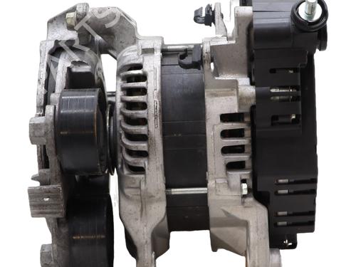 Używane Alternator Alternator 39110613 39110613
