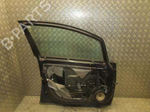 Used Left front door OPEL CORSA D (S07) 1.3 CDTI (L08, L68) (75 hp) 24252319
