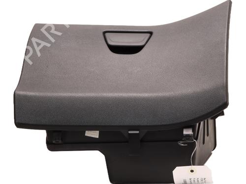 Used Glove box FORD FIESTA VI (CB1, CCN) 1.4 TDCi (70 hp) 27747084