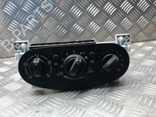 Used Climate control DACIA SANDERO 1.5 dCi (88 hp) 24252803