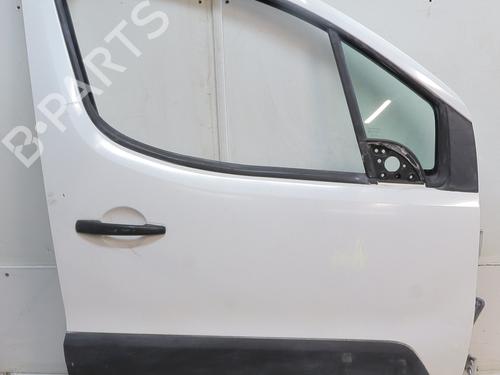 Used Right front door Right front door 37866618 37866618