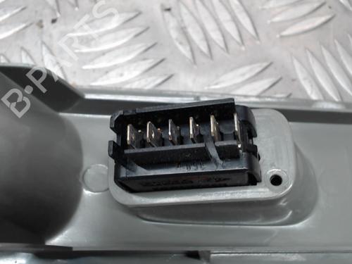 Used Right front window switch Right front window switch RENAULT TWINGO I (C06_) 1.2 16V (C06C, C06D, C06K) (75 hp) 24252558 24252558