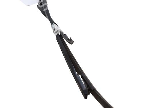 Used Front windshield wiper arm Front windshield wiper arm 37280011 37280011
