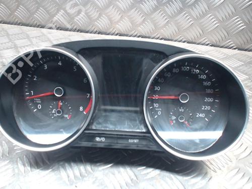 Used Instrument cluster VW POLO V (6R1, 6C1) 1.2 TSI 16V (90 hp) 24252687