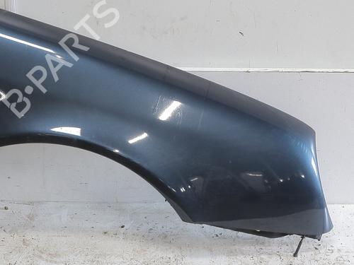 Used Right front fenders Right front fenders MERCEDES-BENZ CLK Convertible (A208) CLK 200 Kompressor (208.444) (163 hp) 33013949 33013949