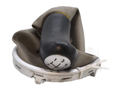 Used Shift knob RENAULT CLIO III (BR0/1, CR0/1) 1.5 dCi (C/BR0G, C/BR1G) (68 hp) 32753680