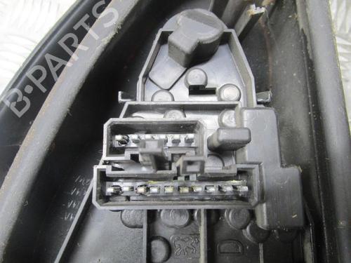 Used Right taillight PEUGEOT 306 (7B, N3, N5) 1.9 SLD (68 hp) 24249330